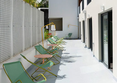 hotel-le-terre-sainte-chambre-co-sleeping-terrasse