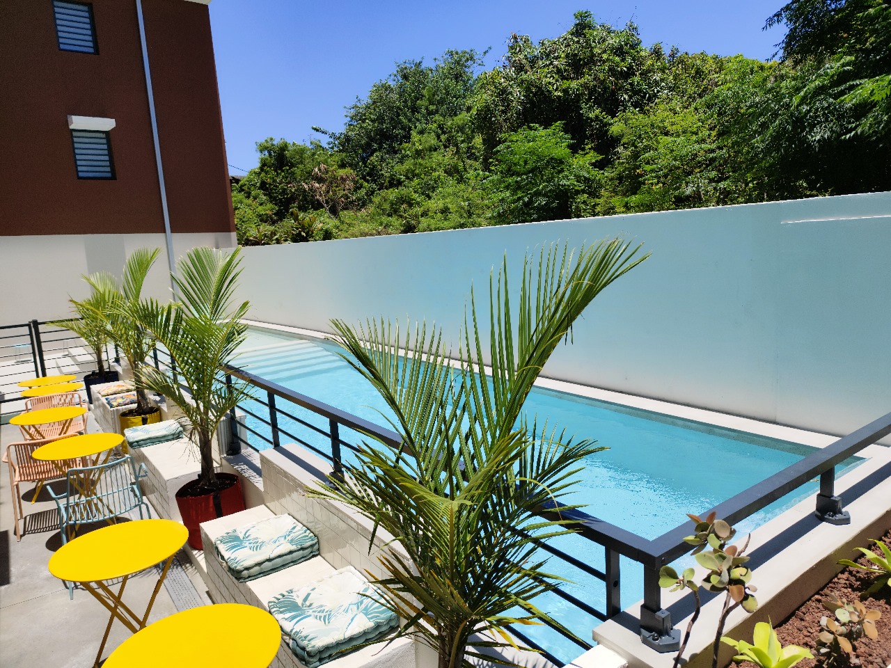 hotel-le-terre-sainte-bar